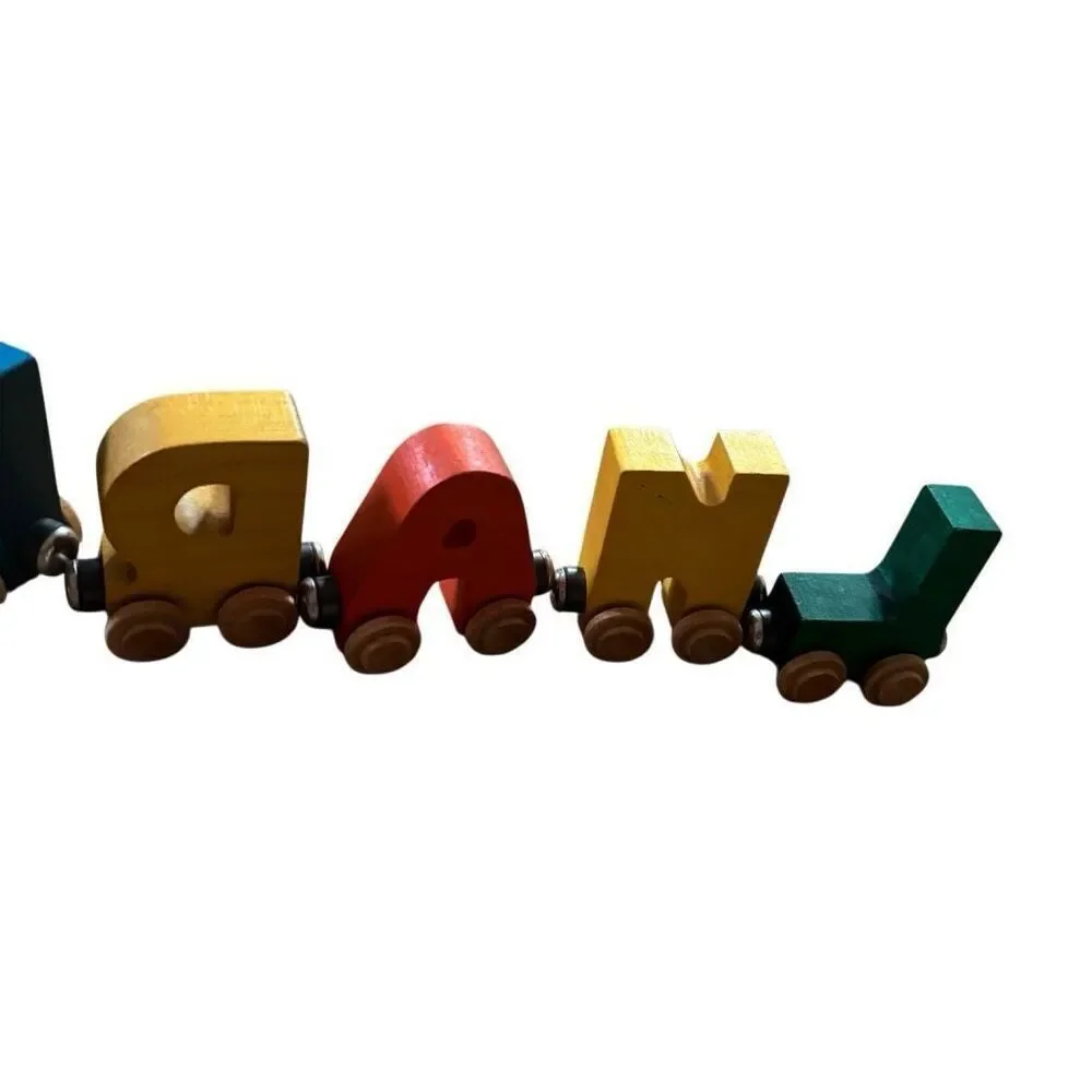 7 NameTrains Maple Landmark Letters